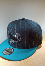 Cargar imagen en el visor de la galería, 9Fifty San José Sharks Black/Pinstripes
