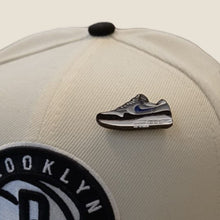 Cargar imagen en el visor de la galería, Pin Air Max 1 Navy
