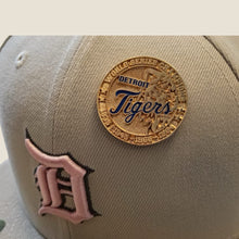 Cargar imagen en el visor de la galería, Pin Detroit Tigers (Logo Tigre) Onlychamps
