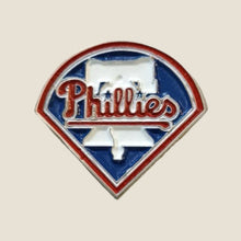 Cargar imagen en el visor de la galería, Pin Phillies Alternative Logo
