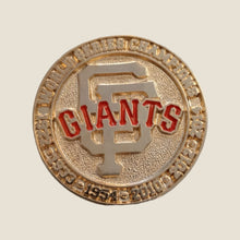 Cargar imagen en el visor de la galería, Pin San Francisco Giants Onlychamps
