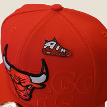 Cargar imagen en el visor de la galería, Pin Air Uptempo Red
