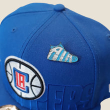 Cargar imagen en el visor de la galería, Pin Air Uptempo UNC
