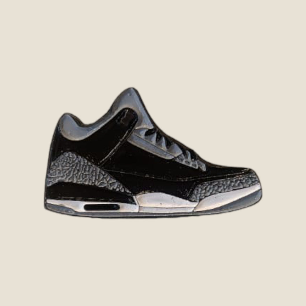 Pin Jordan 3 Black Cement