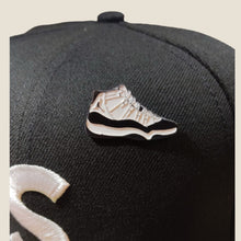 Cargar imagen en el visor de la galería, Pin Jordan Retro 11 Concord
