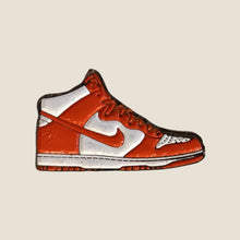 Cargar imagen en el visor de la galería, Pin Nike Dunk High Naranja/Blanco
