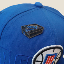 Cargar imagen en el visor de la galería, Pin Nike Box Negro/Azul
