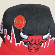 Cargar imagen en el visor de la galería, Pin Balón New Era Basquet Red
