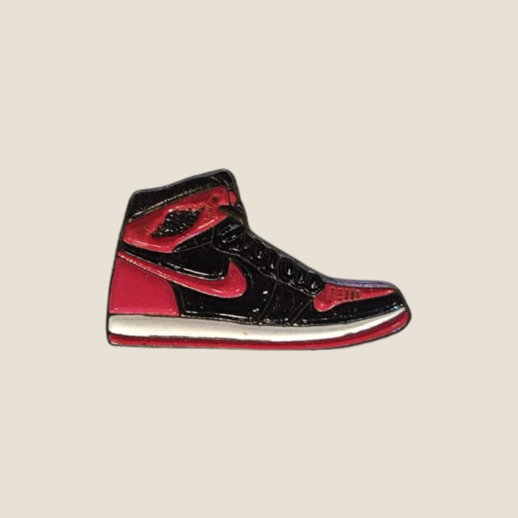 Pin Jordan Retro 1 Bred