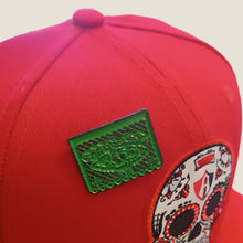 Cargar imagen en el visor de la galería, Pin Papel Picado Catrina Verde Fuerte
