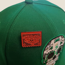 Cargar imagen en el visor de la galería, Pin Papel Picado Catrina Naranja
