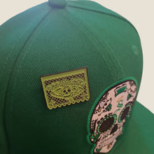 Cargar imagen en el visor de la galería, Pin Papel Picado Catrina Verde Limón
