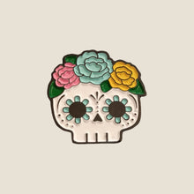 Cargar imagen en el visor de la galería, Pin Calaverita Día De Muertos 2
