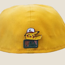 Cargar imagen en el visor de la galería, Pin Pikachu Ash Cap Peek
