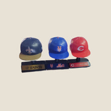 Cargar imagen en el visor de la galería, Mini Caps NFL de Mad Lids
