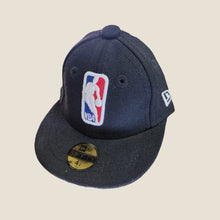 Cargar imagen en el visor de la galería, Mini Cap NBA Logo
