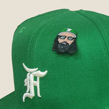 Cargar imagen en el visor de la galería, Pin Jerry Lorenzo FOG cap verde
