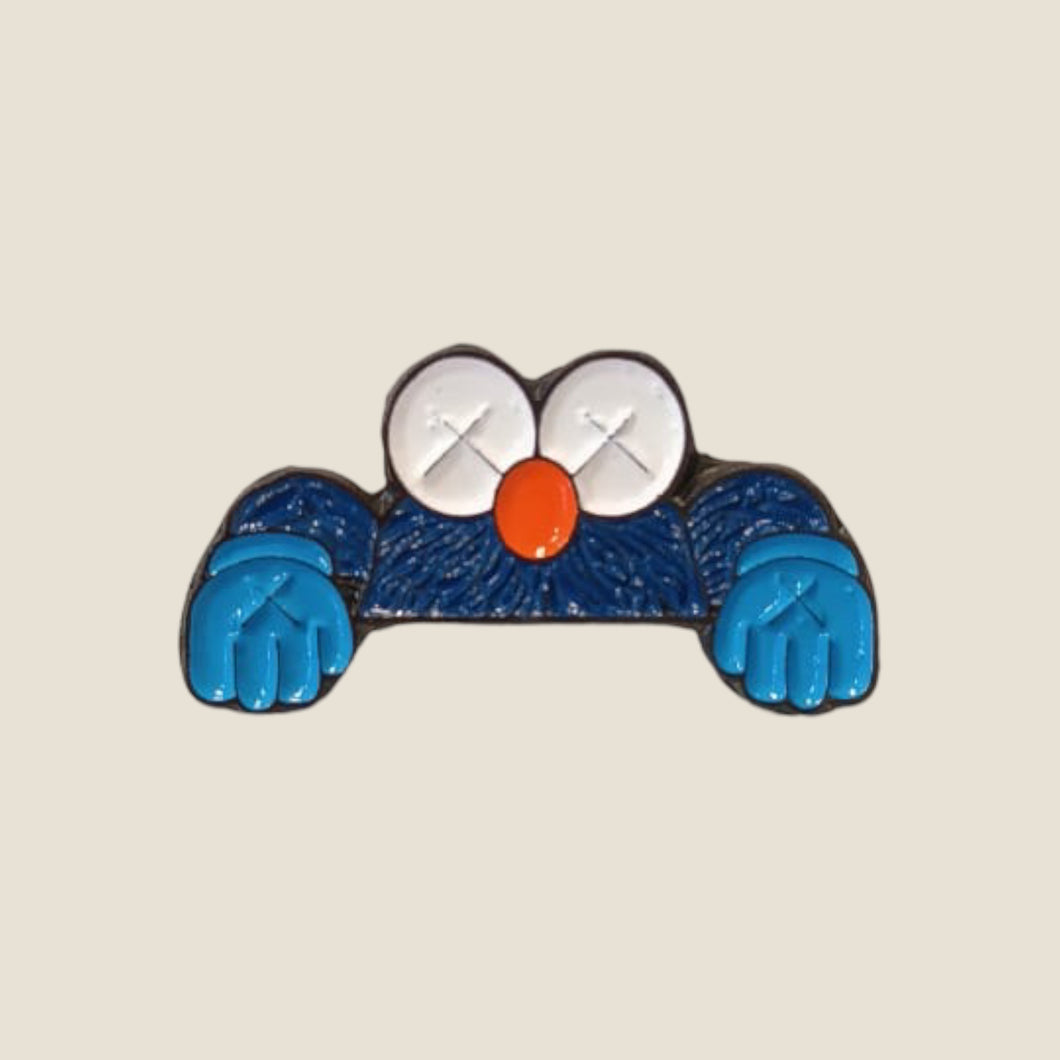 Pin Kaws x Sesame Street Blue