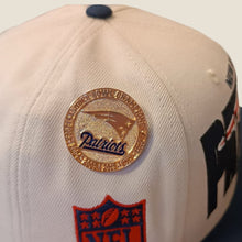 Cargar imagen en el visor de la galería, Pin Onlychamps New England Patriots
