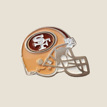 Cargar imagen en el visor de la galería, Pin Casco NFL San Francisco 49ers
