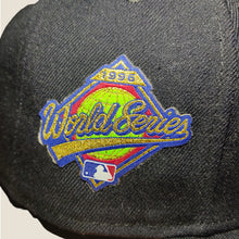 Cargar imagen en el visor de la galería, Parche World Series 1996
