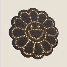 Cargar imagen en el visor de la galería, Parche Murakami Flower Black/Gold
