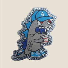 Cargar imagen en el visor de la galería, Parche Godzilla TokiDoki Dodgers
