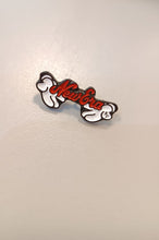 Cargar imagen en el visor de la galería, Pin New Era Script Mickey Hands Rojo

