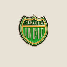 Cargar imagen en el visor de la galería, Pin Cerveza Indio
