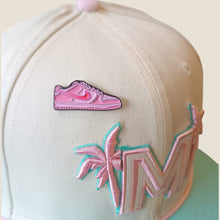 Cargar imagen en el visor de la galería, Pin Dunk Low Triple Pink
