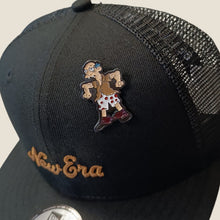 Cargar imagen en el visor de la galería, Pin Asa Vieja Yegua
