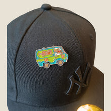 Cargar imagen en el visor de la galería, Pin Mystery Machine
