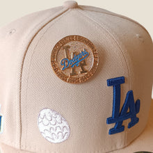 Cargar imagen en el visor de la galería, Pin Los Angeles Dodgers Onlychamps
