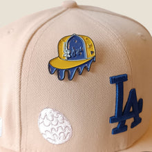 Cargar imagen en el visor de la galería, Pin MLB Dripped Cap LA Dodgers (Lakers)
