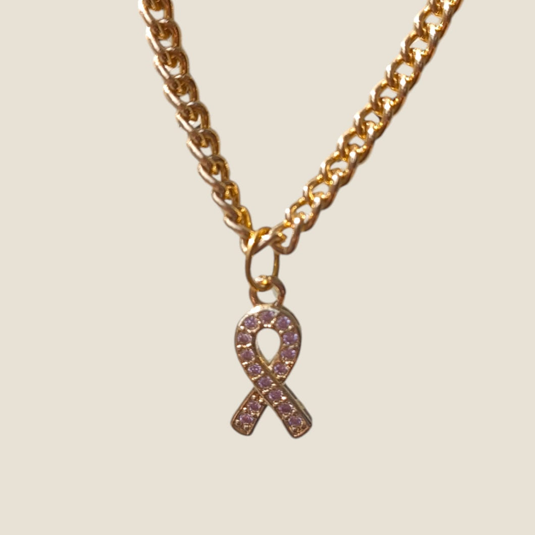 Pin con cadena moño cáncer