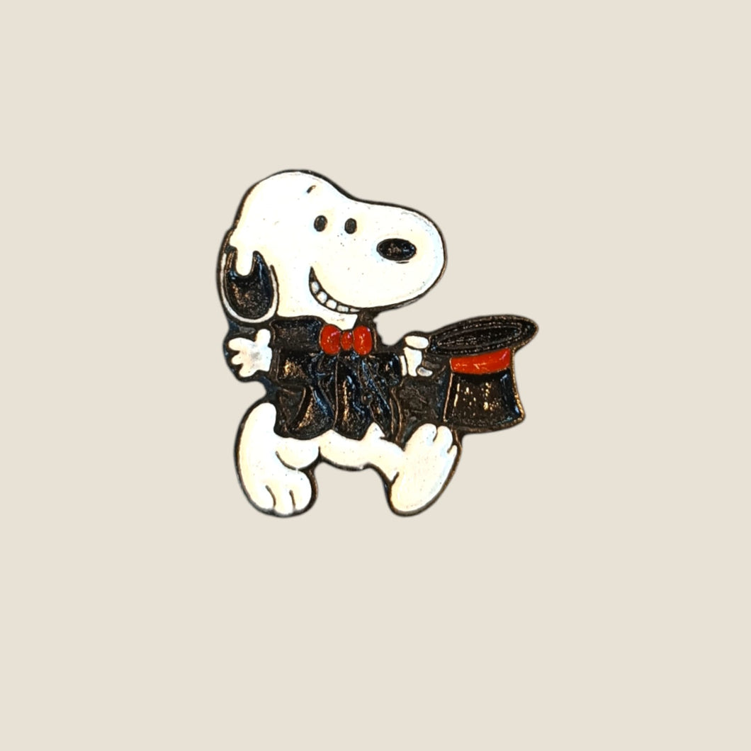 Pin Snoopy Mago