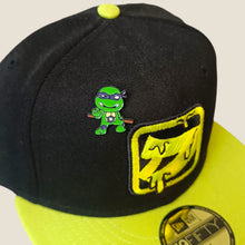 Cargar imagen en el visor de la galería, Pin tortugas ninja Donatello
