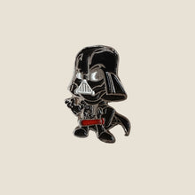 Cargar imagen en el visor de la galería, Pin Darth Vader Mini
