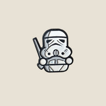 Cargar imagen en el visor de la galería, Pin Trooper Kawai
