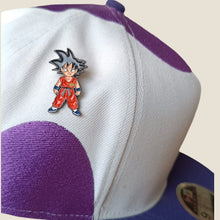 Cargar imagen en el visor de la galería, Pin Goku Niño
