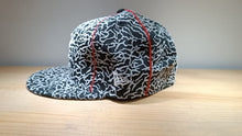 Cargar imagen en el visor de la galería, 59Fifty Chicago White Sox All Elephant Print
