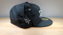 Cargar imagen en el visor de la galería, 59Fifty Paper planes Script
