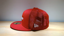 Cargar imagen en el visor de la galería, 59Fifty Supreme Mesh Trucker Red Box Logo
