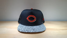 Cargar imagen en el visor de la galería, 9Fifty Strapback Cincinnati Reds Elephant print

