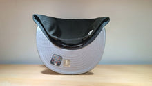 Cargar imagen en el visor de la galería, 9Fifty Snapback Chicago Bulls Team Basic Black
