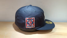 Cargar imagen en el visor de la galería, 19Twenty New York Yankees Centennial
