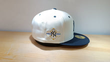 Cargar imagen en el visor de la galería, 59Fifty New York Yankees Wool Visor
