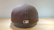 Cargar imagen en el visor de la galería, 59Fifty Oakland Athletics Fall Foliage
