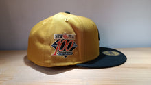 Cargar imagen en el visor de la galería, 59Fifty New Era Jockey 5950 Day

