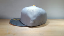 Cargar imagen en el visor de la galería, 59Fifty Chicago Cubs Orange/Gray
